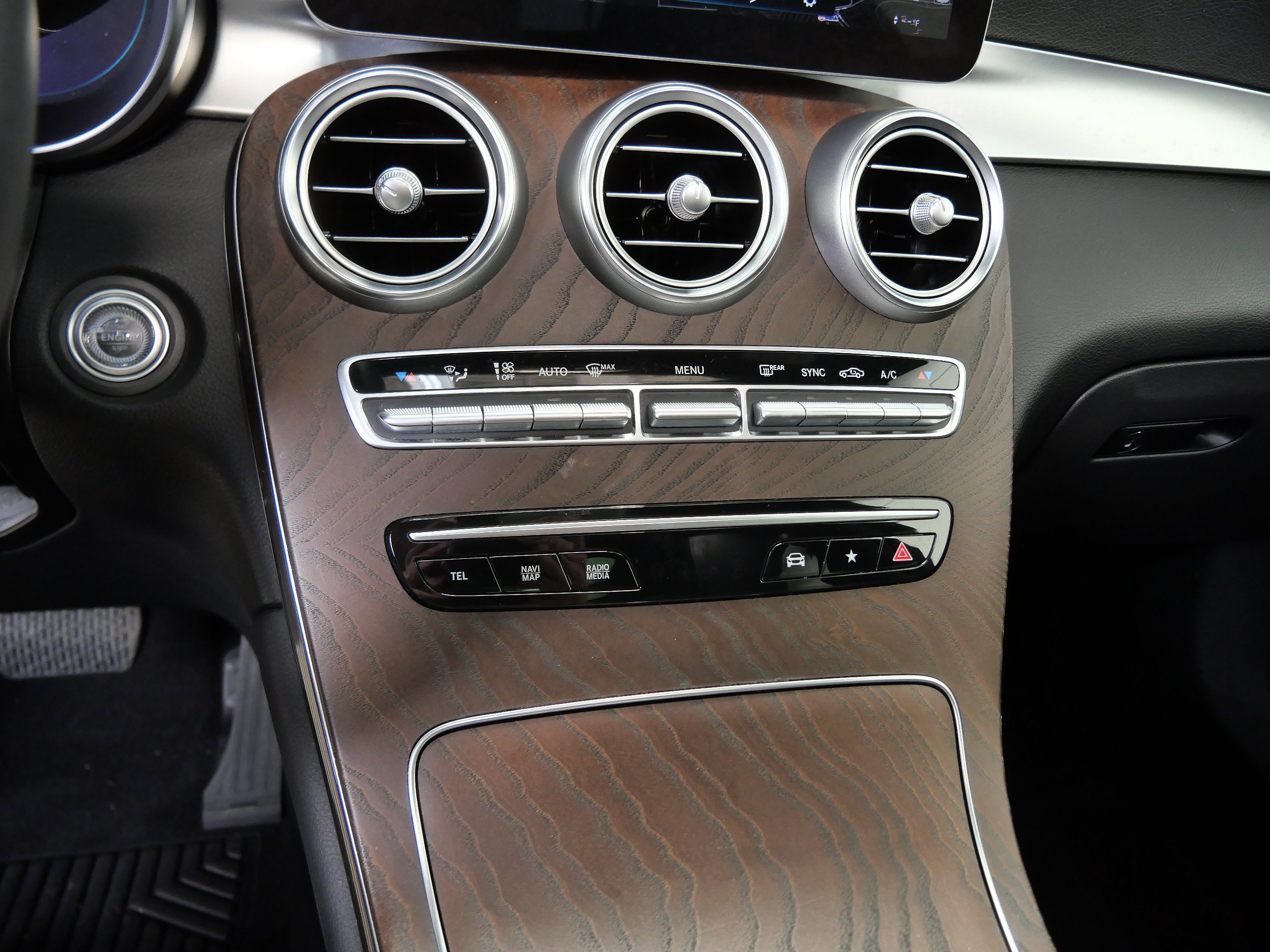 Certified 2021 Mercedes-Benz GLC 300 4MATIC image 21