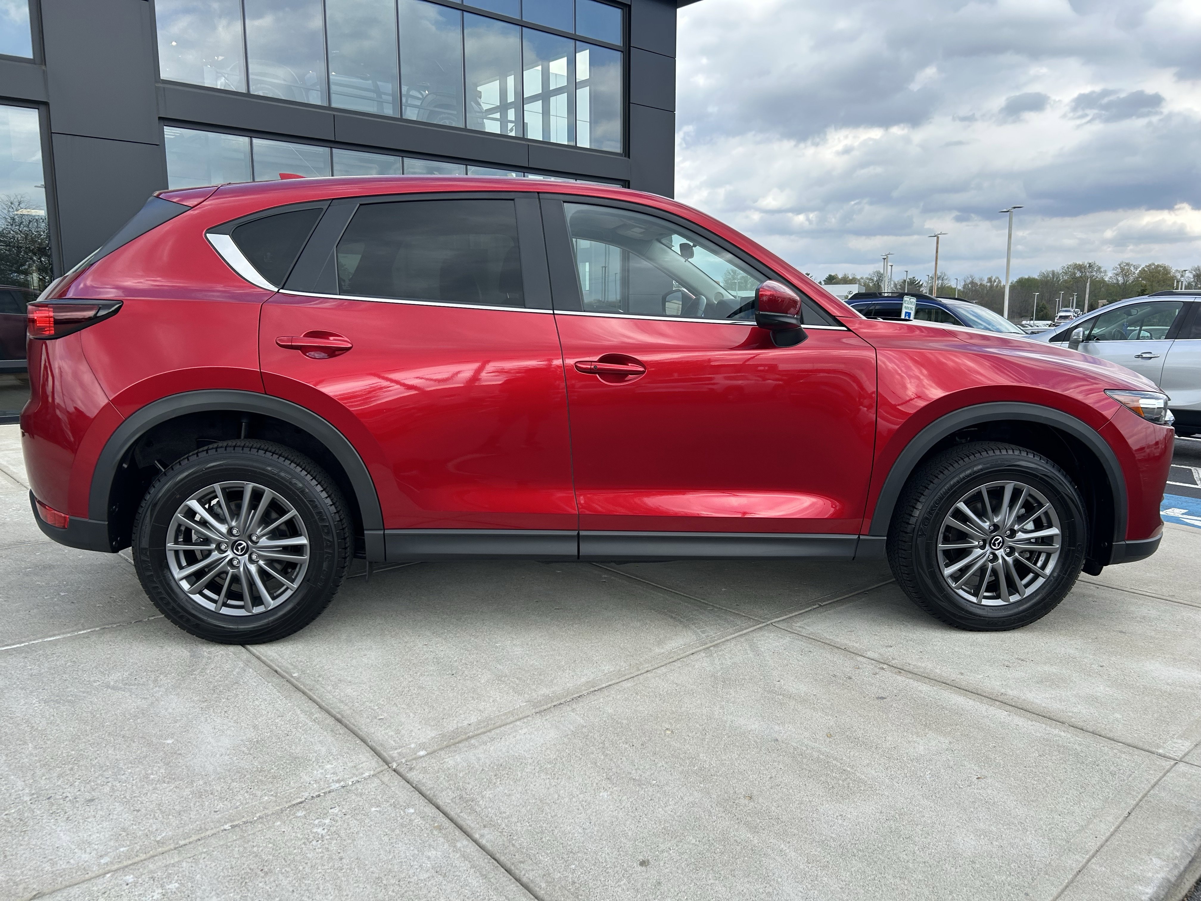 Used 2021 MAZDA CX-5 Touring image 8