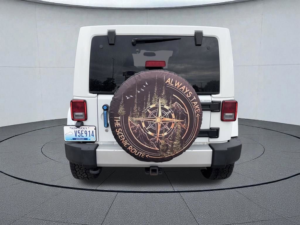 Used 2014 Jeep Wrangler Unlimited Sahara w/ Dual Top Group AWD/4WD image 4