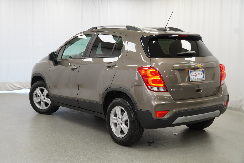 Used 2021 Chevrolet Trax LT w/ Driver Confidence Package AWD/4WD image 18