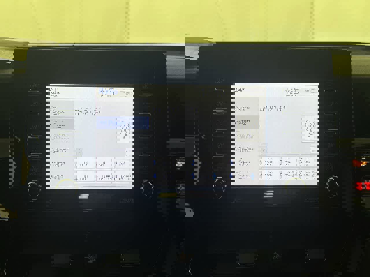 Used 2023 Toyota Camry LE image 18