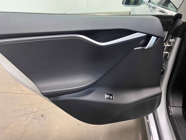 Used 2018 Tesla Model S 100D image 16
