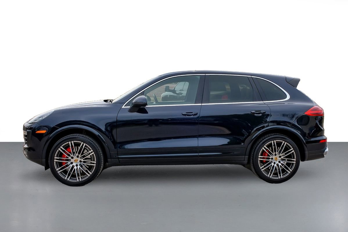 Used 2018 Porsche Cayenne Turbo image 8