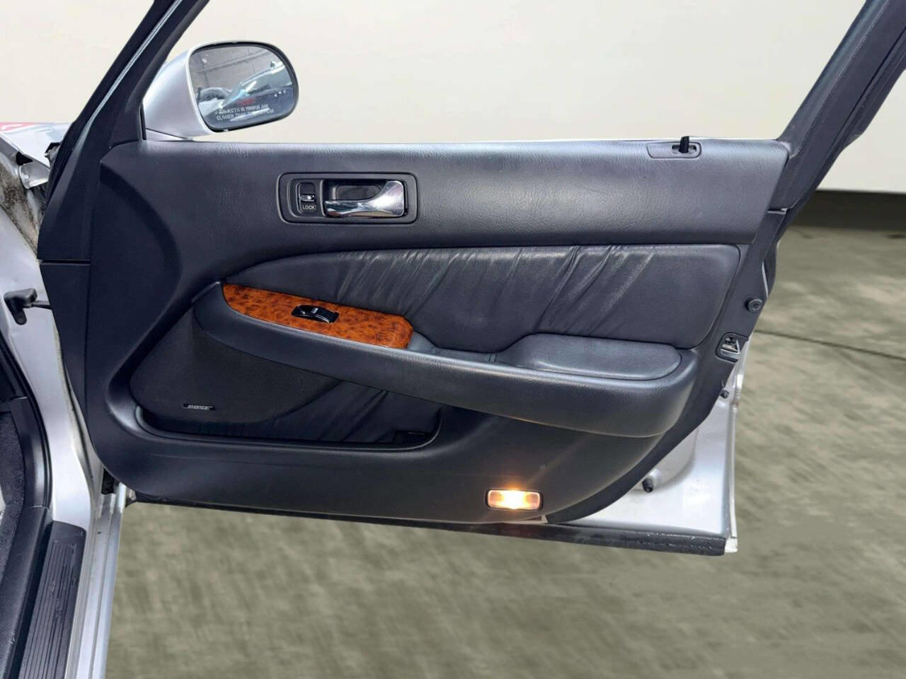 Used 2002 Acura RL image 31