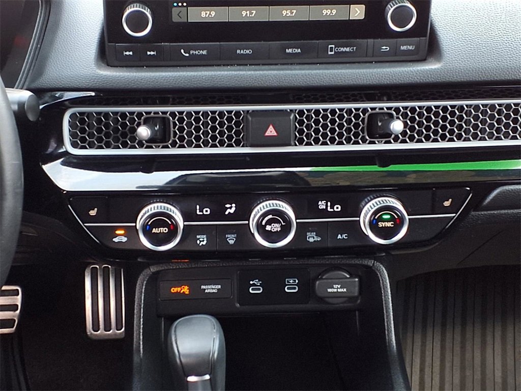 Used 2025 Honda Civic Sport image 15