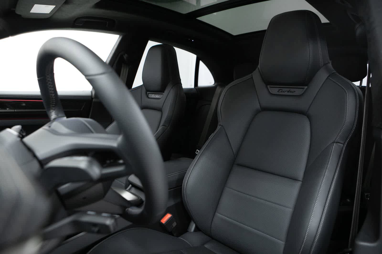 New 2026 Porsche Macan Turbo Electric AWD/4WD image 5