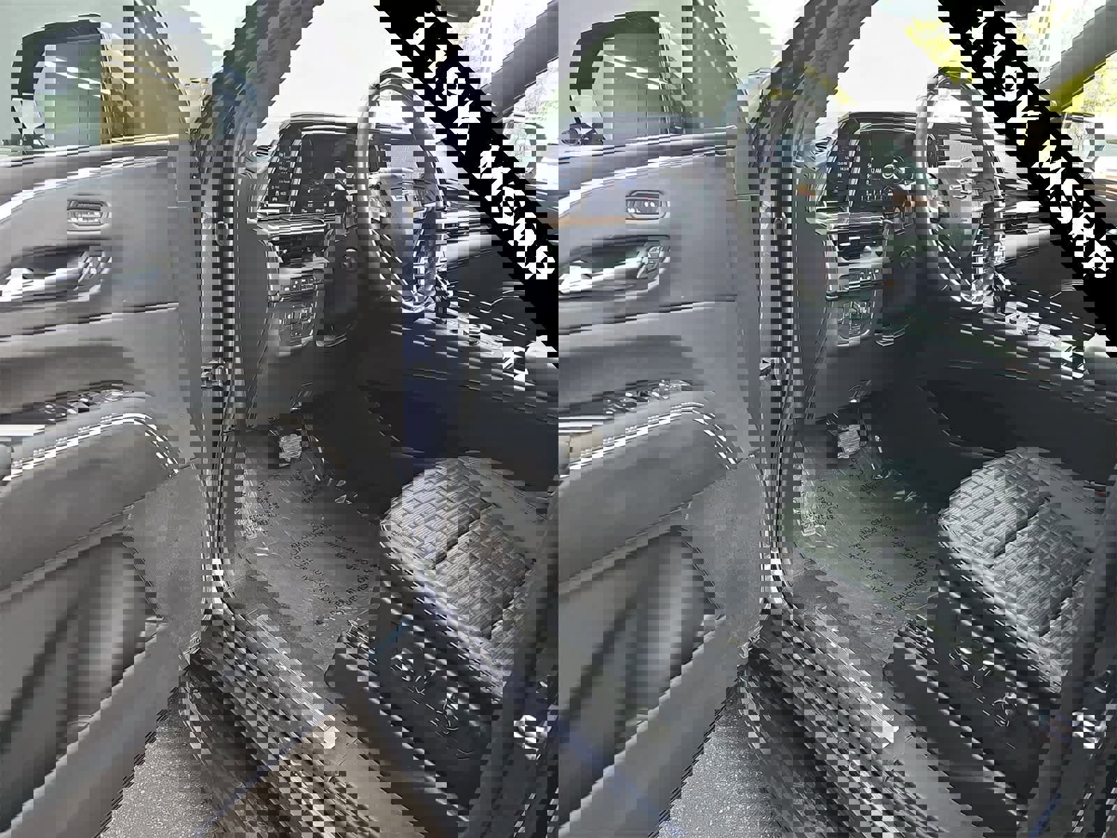 Used 2024 Cadillac Escalade ESV Sport Platinum image 10