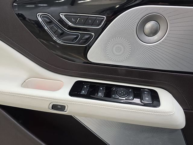 Certified 2023 Lincoln Aviator Black Label AWD/4WD image 25