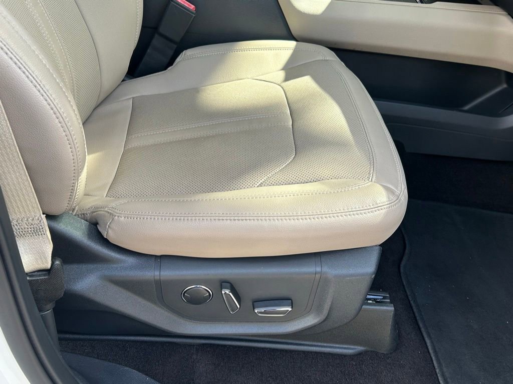 Used 2022 Ford Expedition Limited image 41