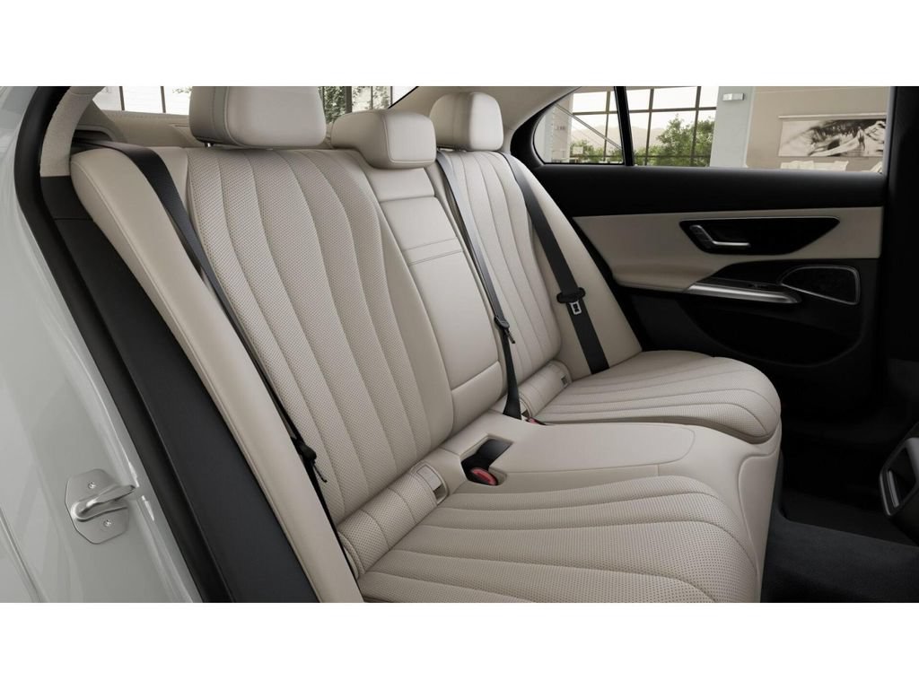 New 2027 Mercedes-Benz E 450 4MATIC Sedan image 5