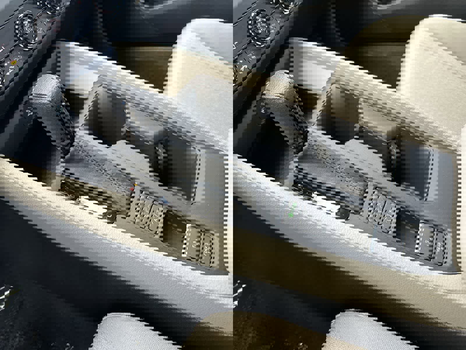 Used 2025 Honda Accord LX image 15