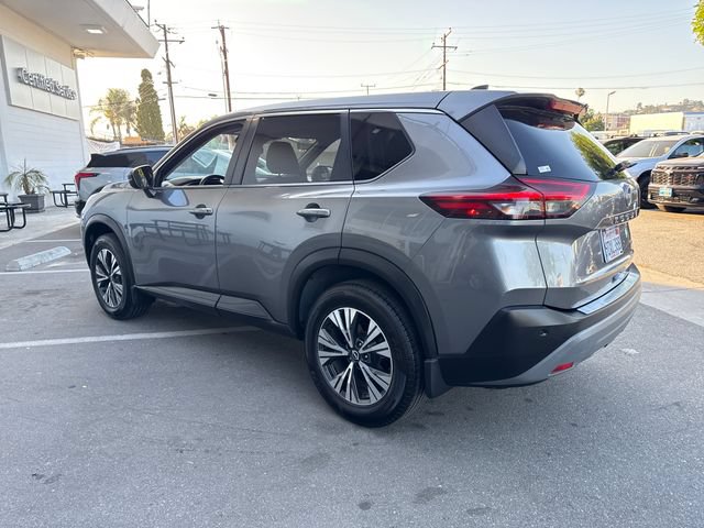 Used 2023 Nissan Rogue SV FWD image 3
