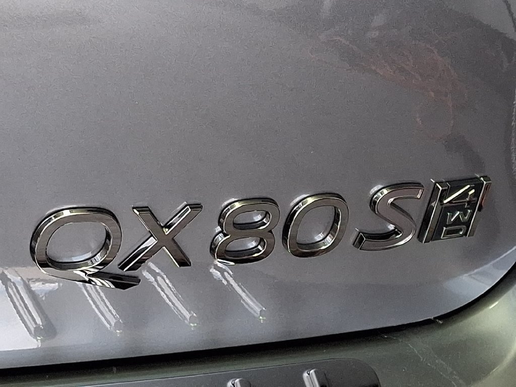 New 2027 INFINITI QX80 Sensory AWD/4WD image 21