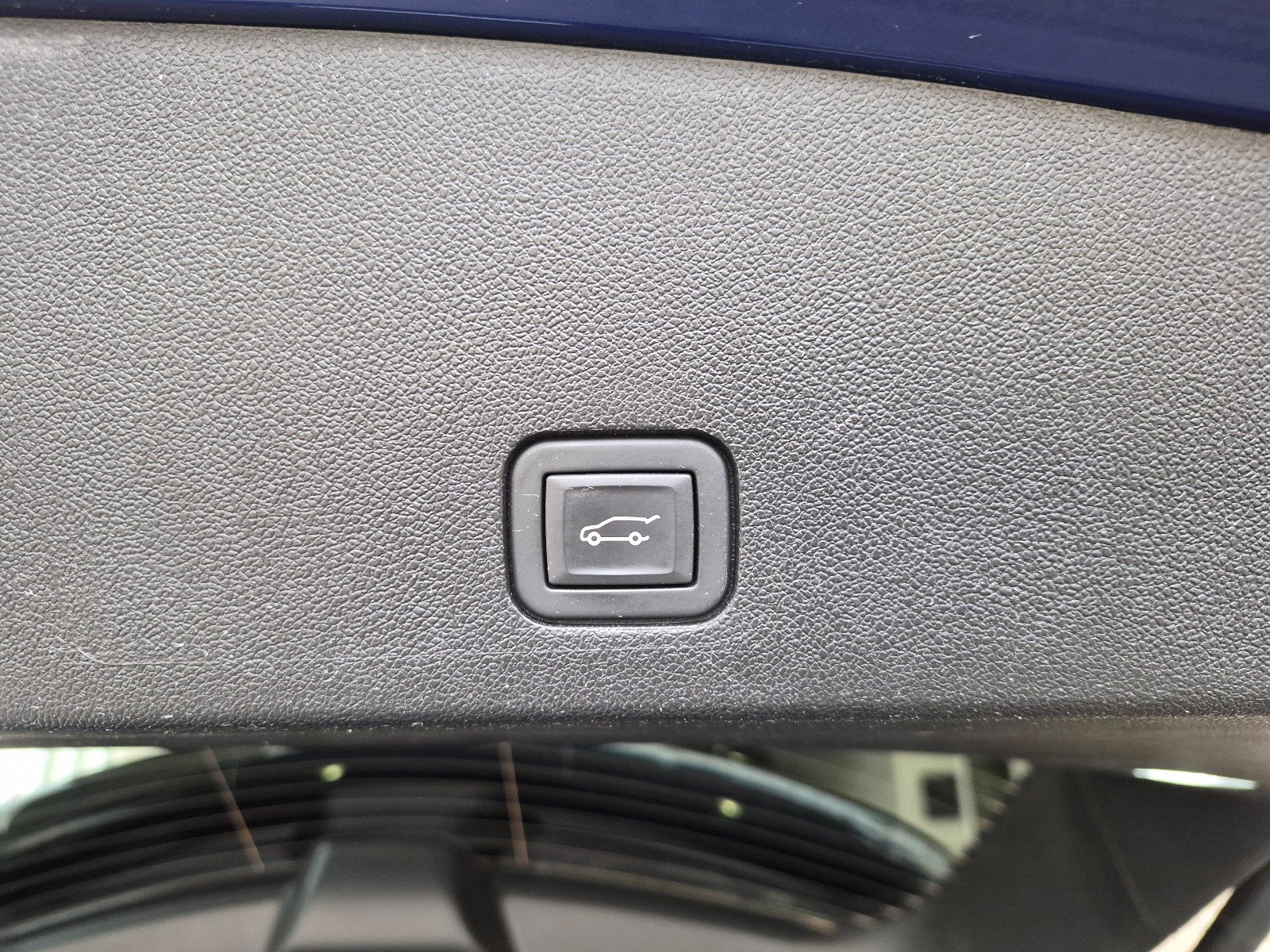 Certified 2024 Cadillac XT6 Luxury AWD/4WD image 24