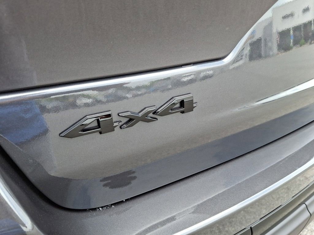 New 2025 Jeep Grand Cherokee Limited w/ Black Appearance Package image 29