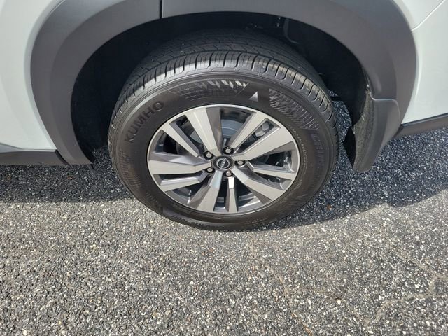 Used 2025 Nissan Pathfinder SL AWD/4WD image 6