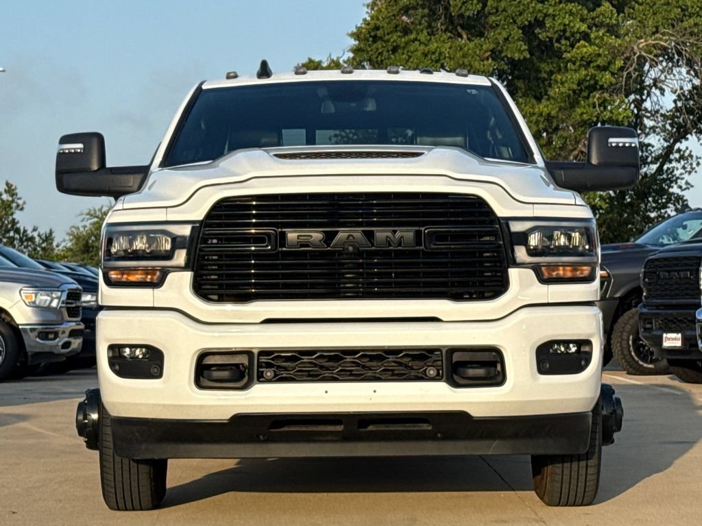 Used 2023 RAM 3500 Laramie AWD/4WD image 2