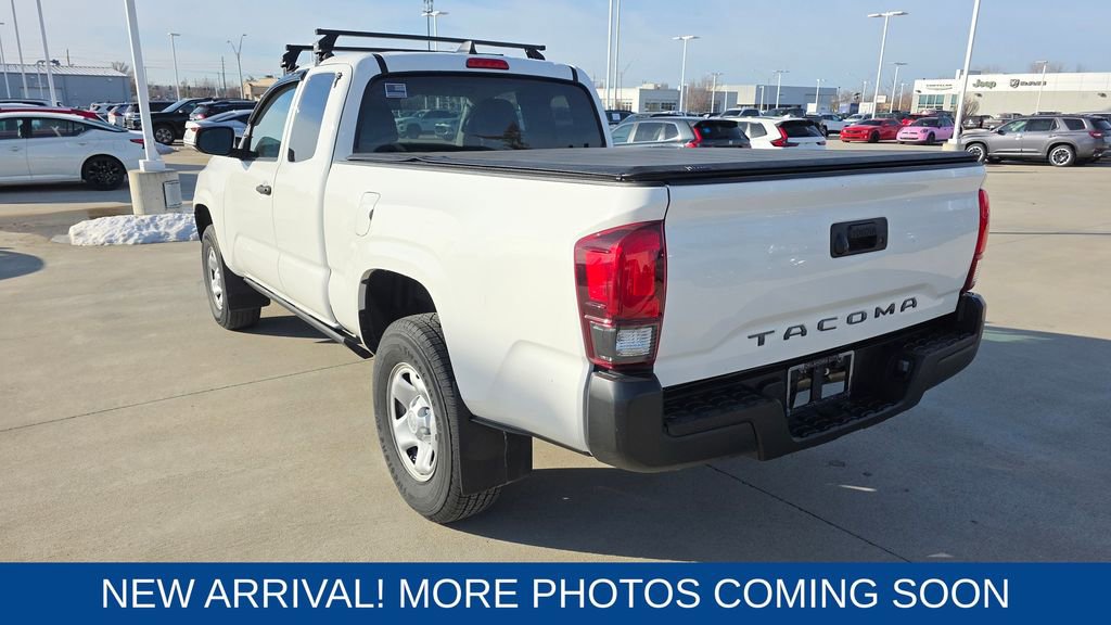 Used 2021 Toyota Tacoma SR image 3