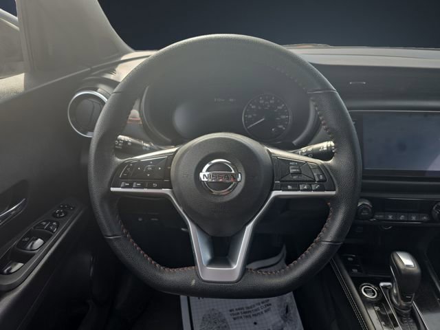 Used 2021 Nissan Kicks SR FWD image 12