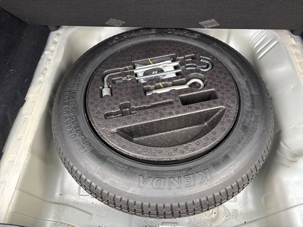 Used 2022 Honda HR-V EX-L image 30