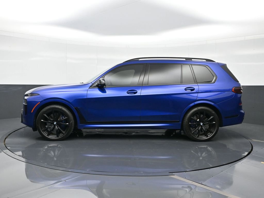 Used 2024 BMW X7 M60i w/ Executive Package AWD/4WD image 3