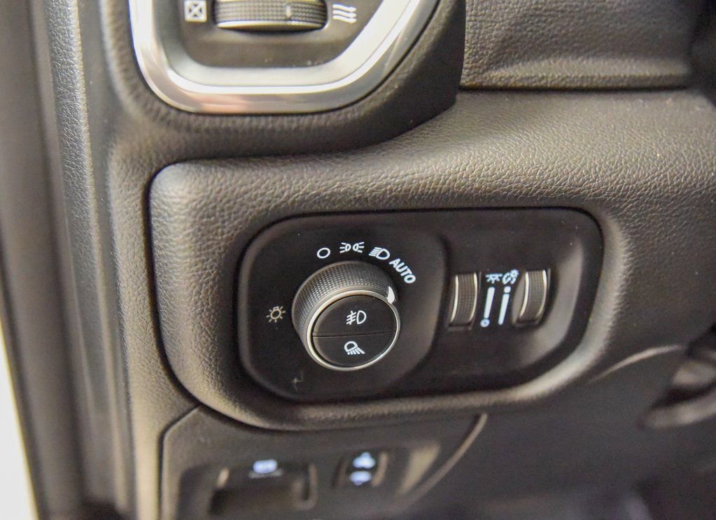 Used 2025 RAM 1500 Laramie image 19