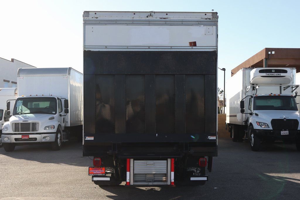 Used 2017 Ford F550 2WD Regular Cab Super Duty image 7