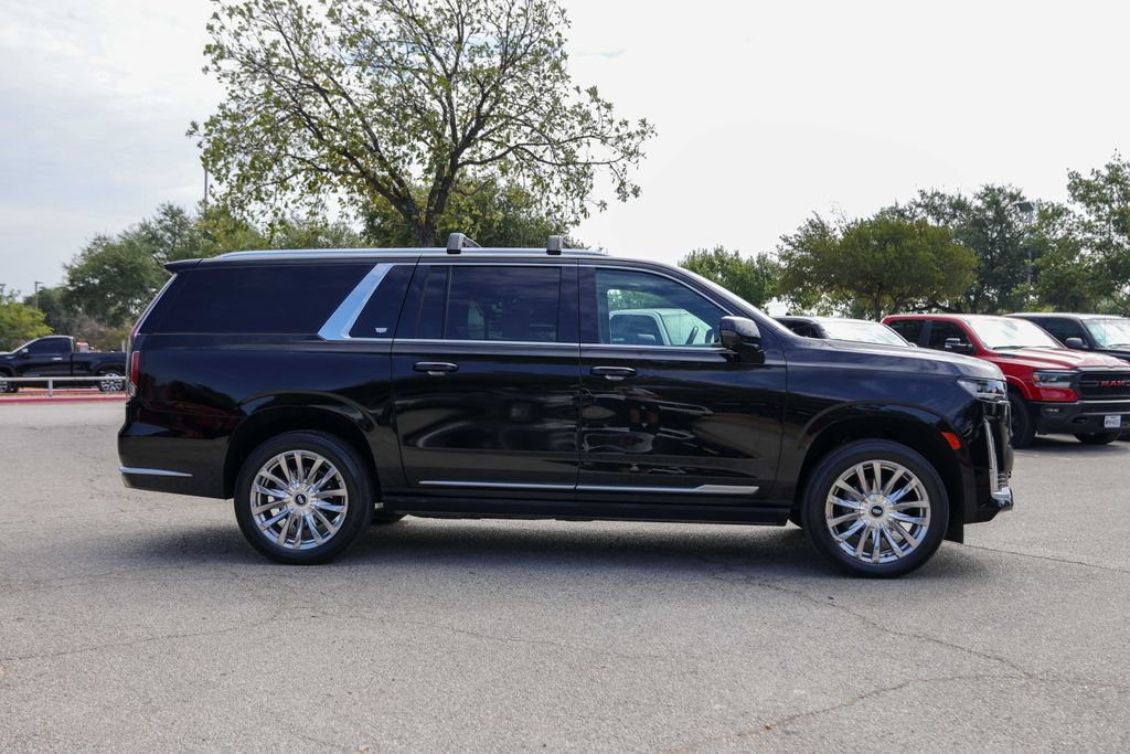Used 2024 Cadillac Escalade ESV Premium Luxury w/ Performance Package AWD/4WD image 5