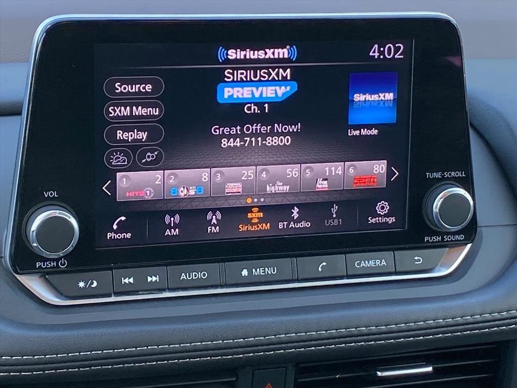 Used 2023 Nissan Rogue SV image 8