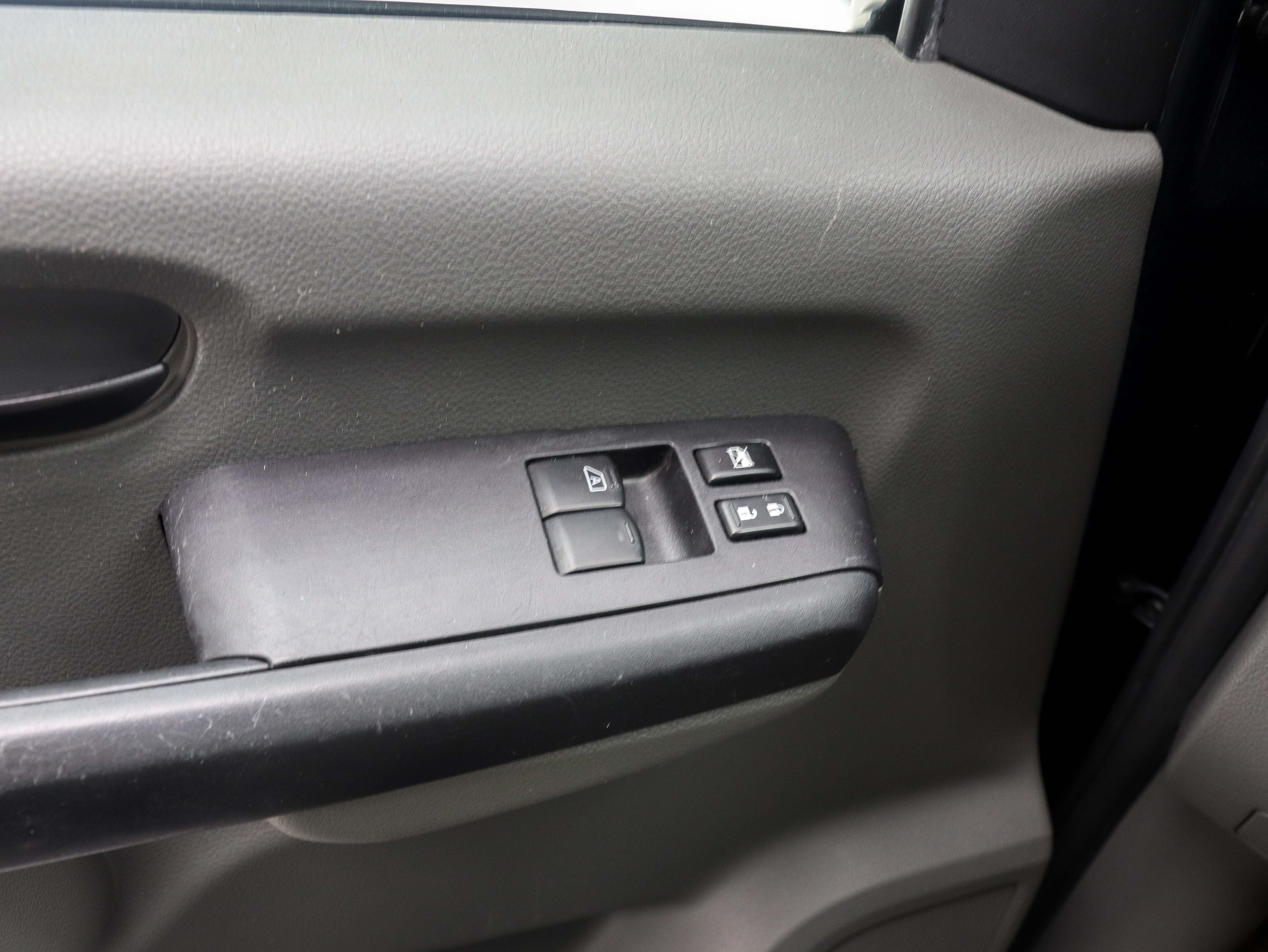 Used 2021 Nissan NV 3500 SL RWD image 21