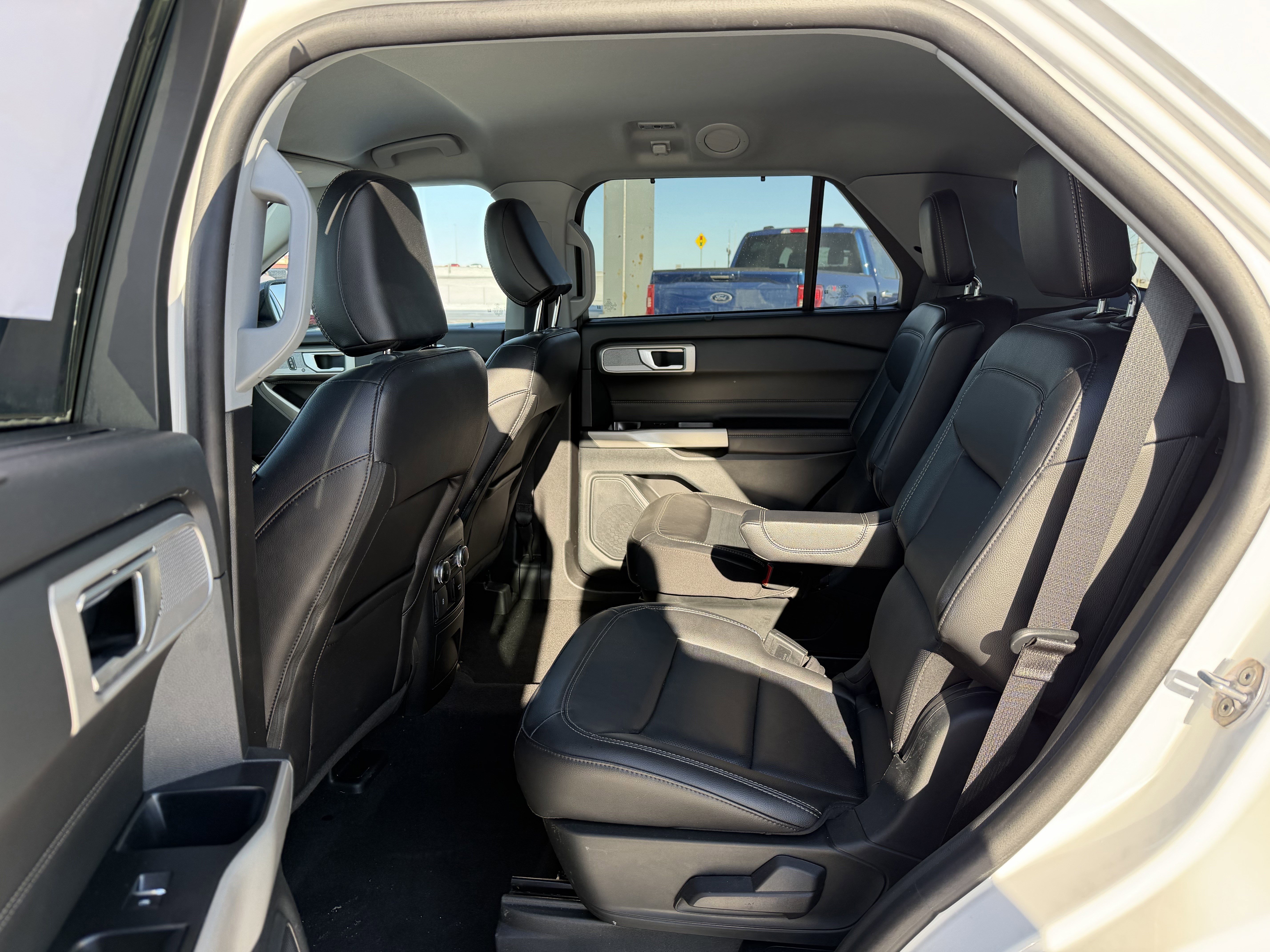 Certified 2023 Ford Explorer Limited w/ Equipment Group 301A image 19