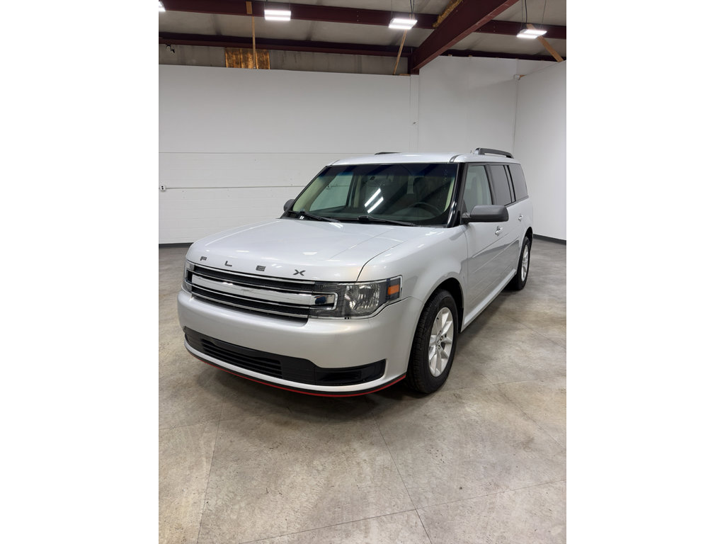Used 2018 Ford Flex SE FWD image 1