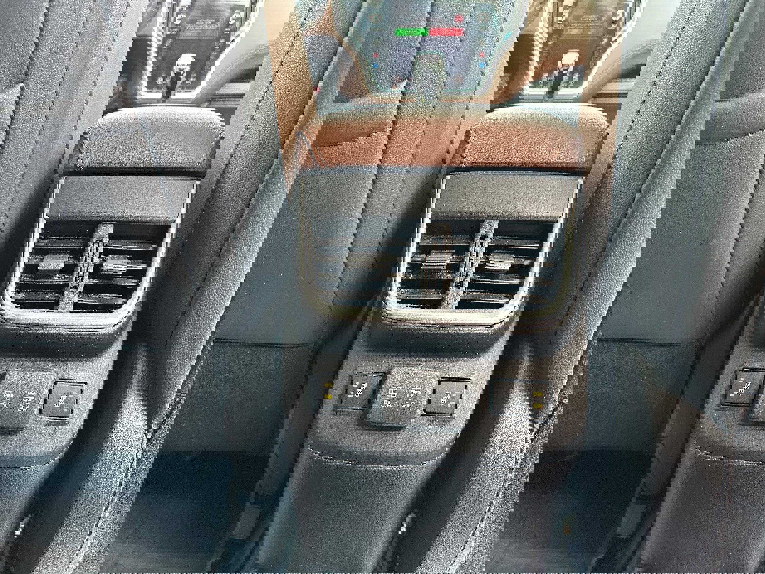 Used 2020 Subaru Outback Touring w/ Popular Package #2 image 22