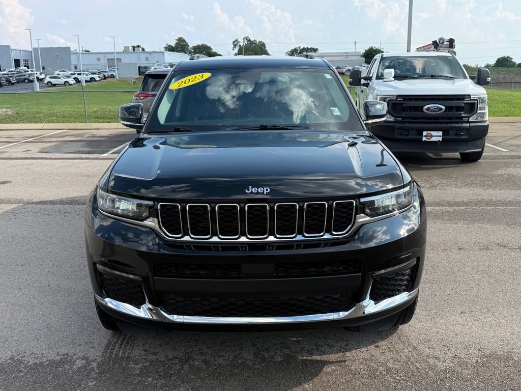 Used 2023 Jeep Grand Cherokee L Limited AWD/4WD image 41