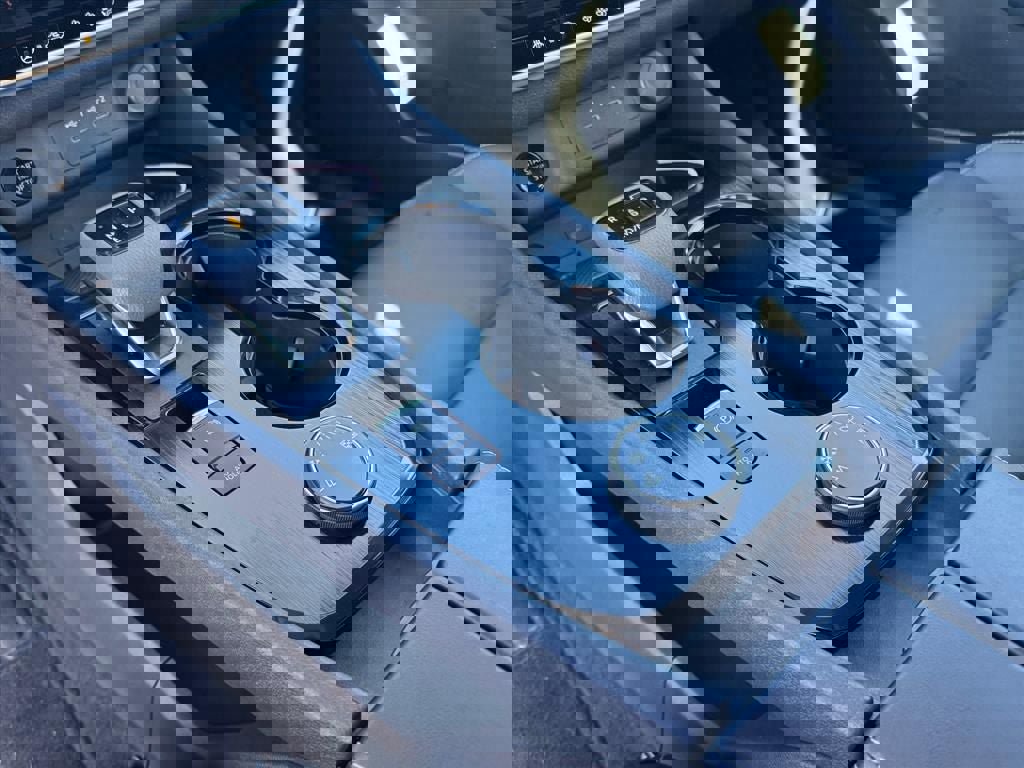 Used 2024 Nissan Rogue SL image 21