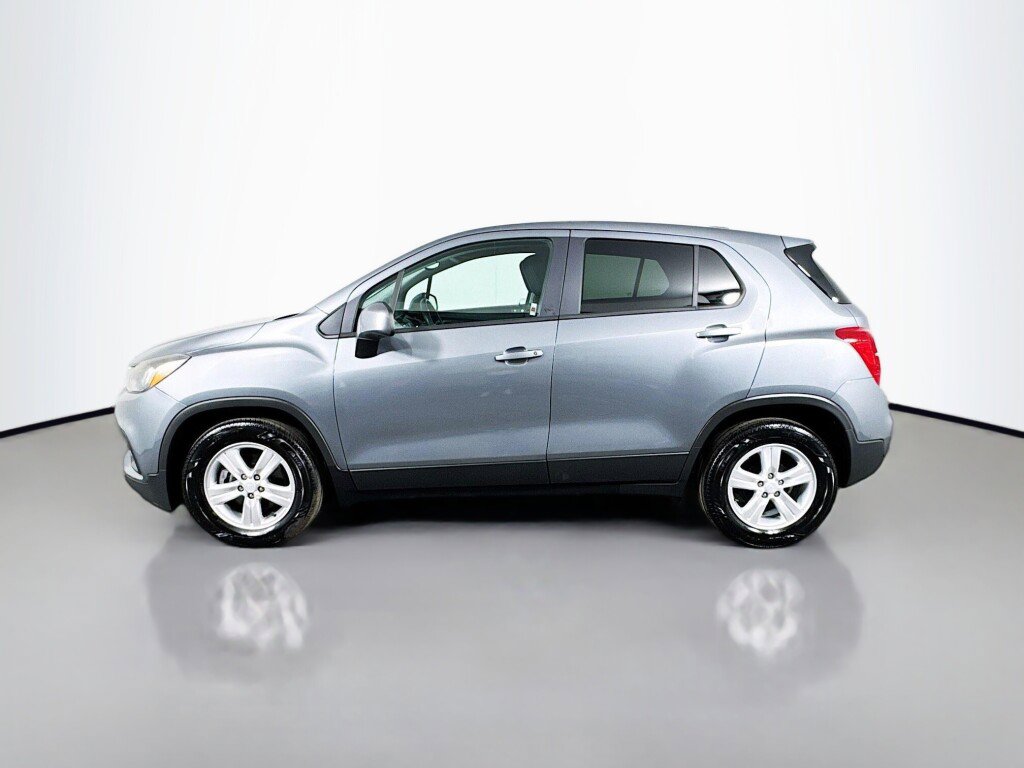Used 2020 Chevrolet Trax LS w/ Tint and Cruise Package FWD image 2