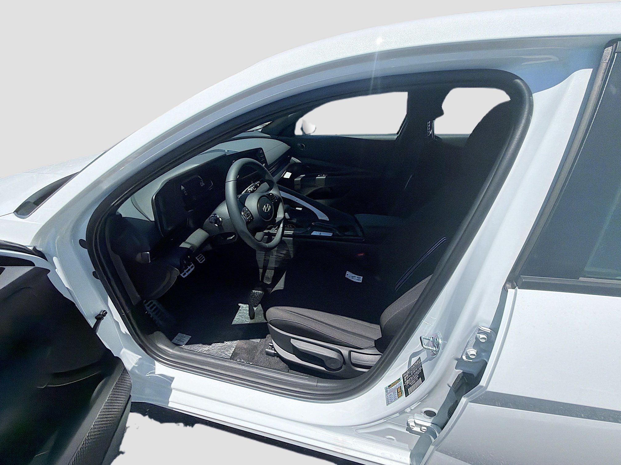 New 2026 Hyundai Elantra Sport FWD image 14