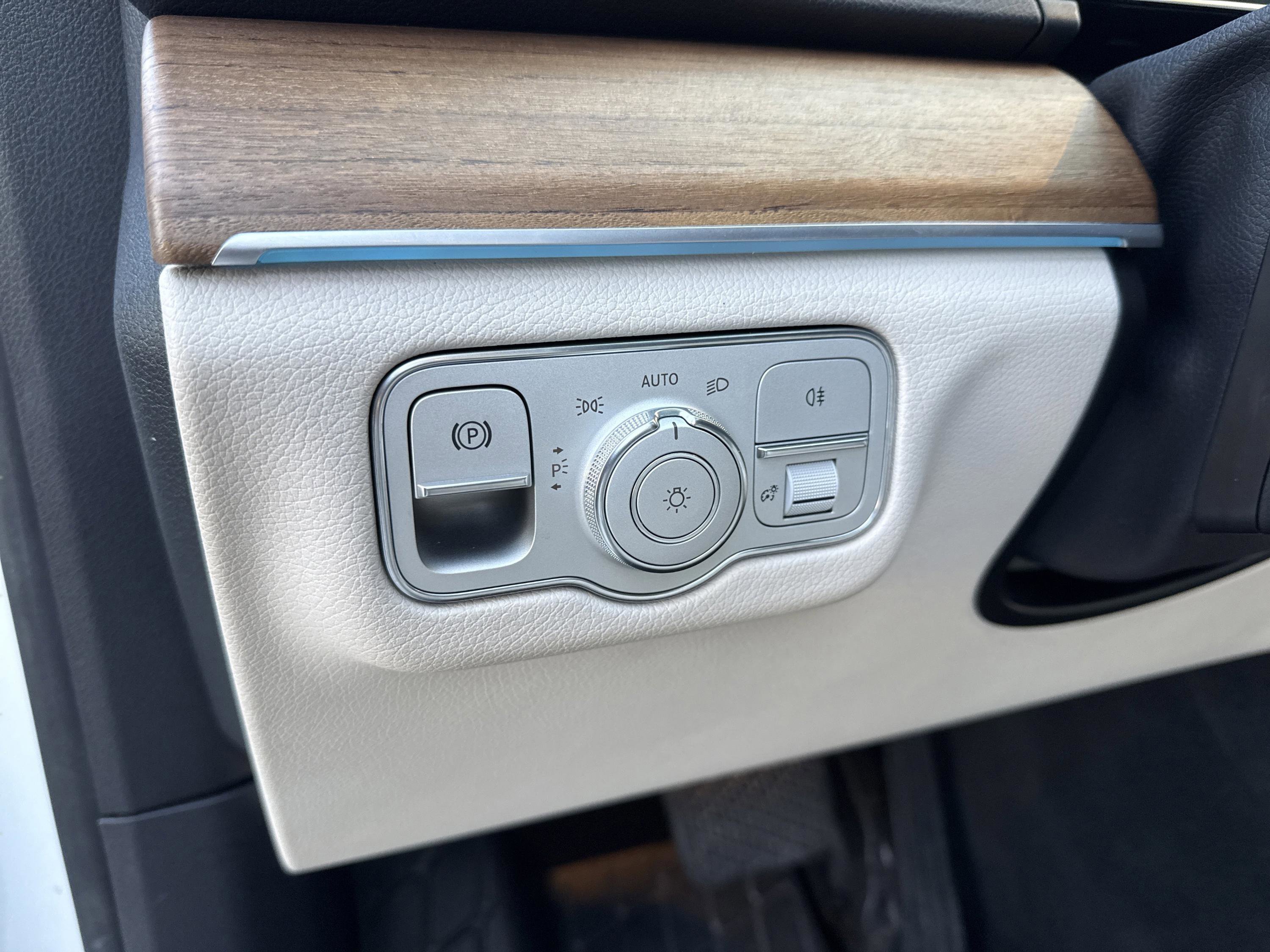 Used 2021 Mercedes-Benz GLE 350 image 23