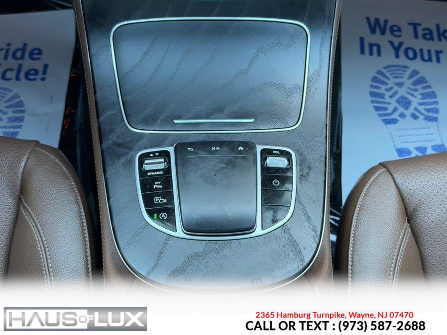 Used 2021 Mercedes-Benz E 350 4MATIC Sedan w/ Premium Package image 31