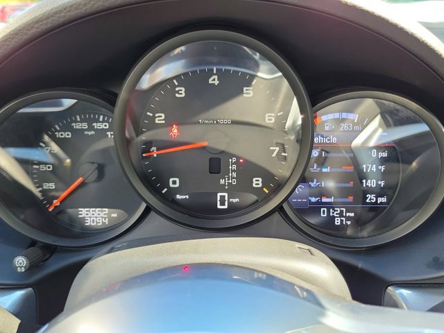 Used 2021 Porsche 718 Boxster image 14