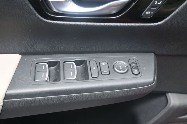 Used 2024 Honda CR-V EX-L image 17