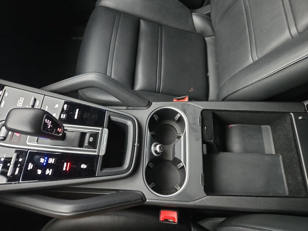 Used 2019 Porsche Cayenne AWD/4WD image 27