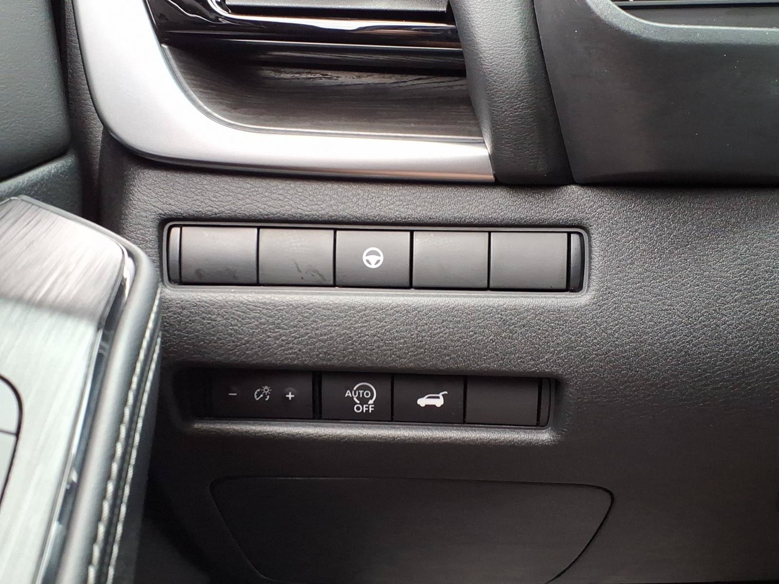 Used 2023 Nissan Rogue Platinum AWD/4WD image 30
