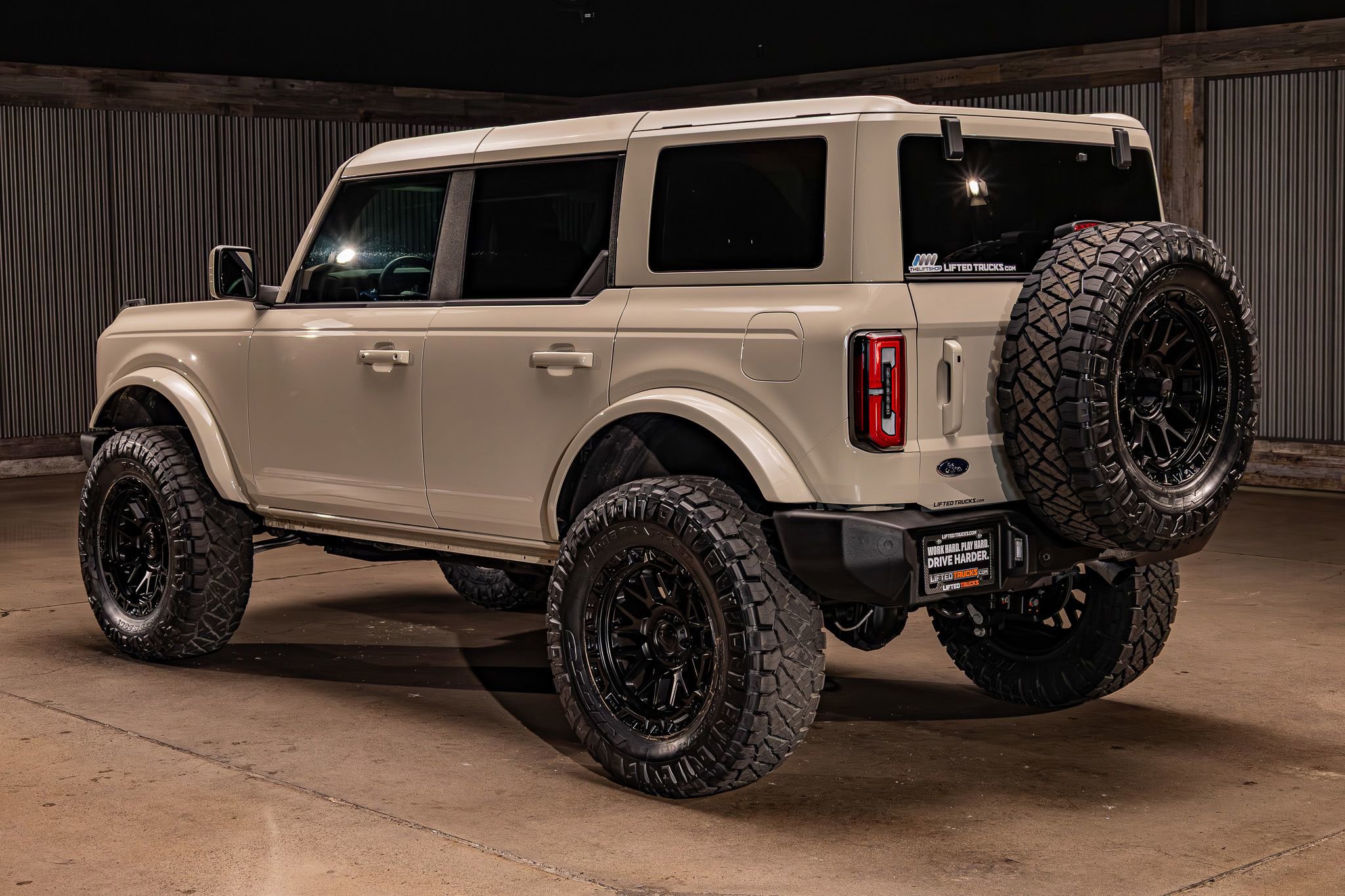 Used 2025 Ford Bronco Outer Banks image 7