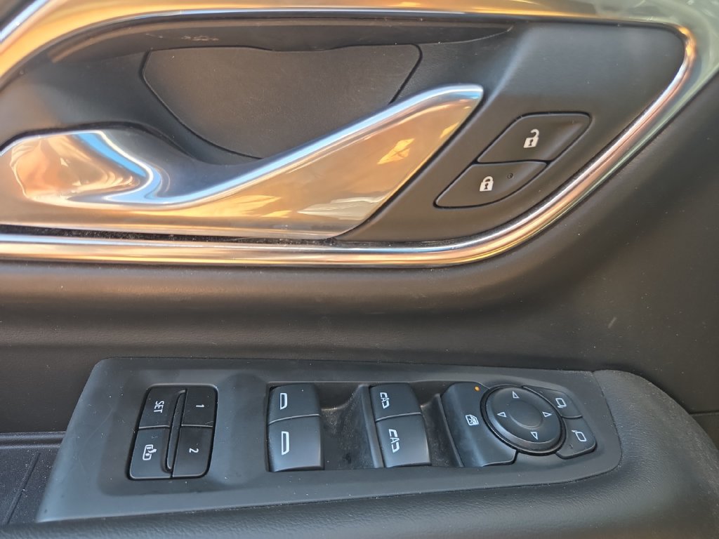 Used 2024 Chevrolet Suburban Z71 AWD/4WD image 24