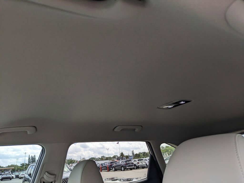 Certified 2023 Kia Seltos SX AWD/4WD image 23