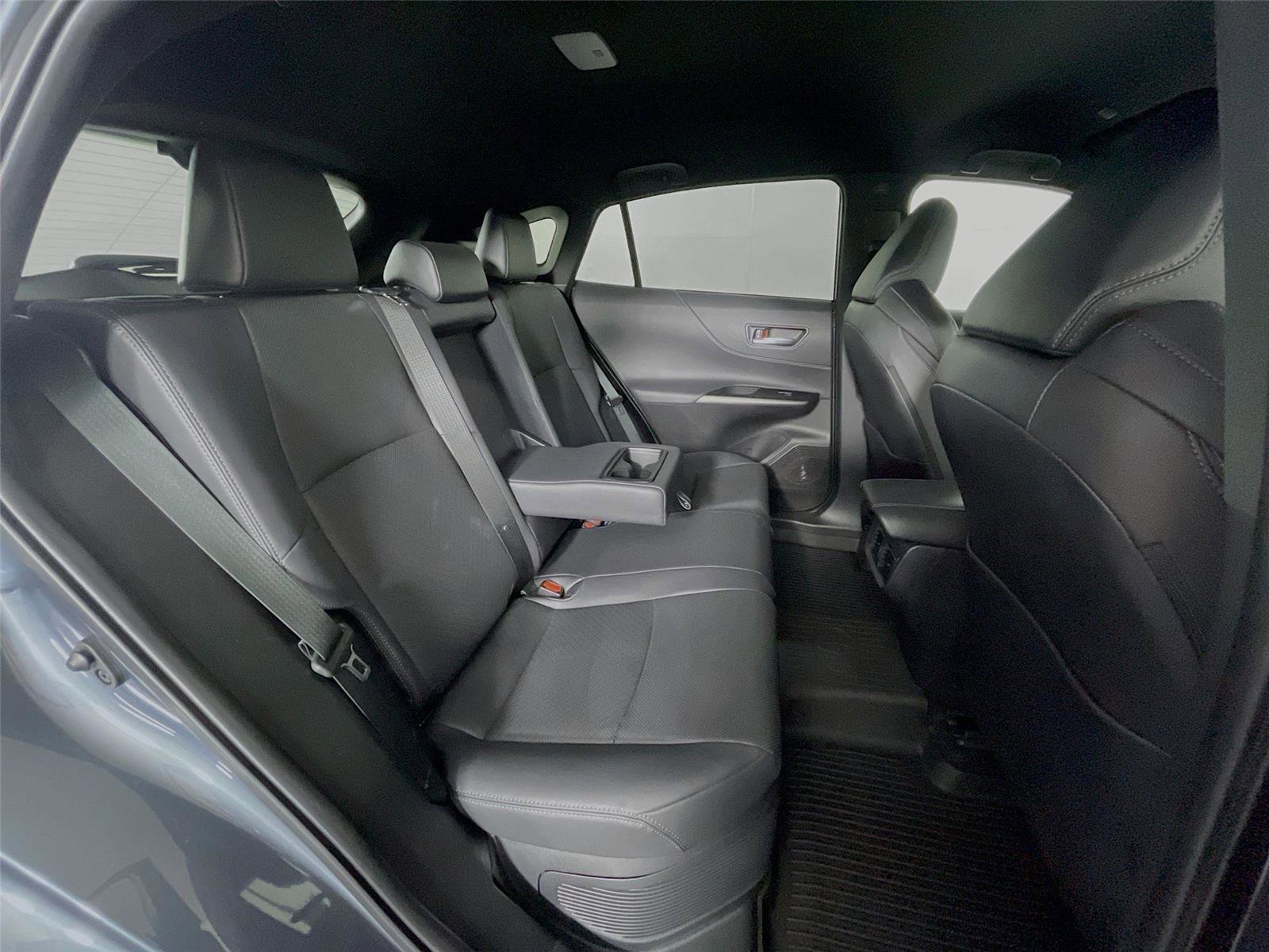 Used 2023 Toyota Venza Limited image 29