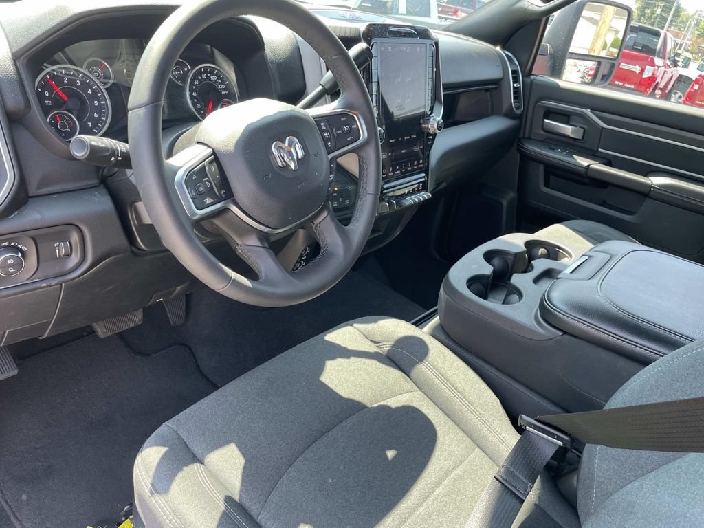 Used 2026 RAM 2500 Big Horn AWD/4WD image 40