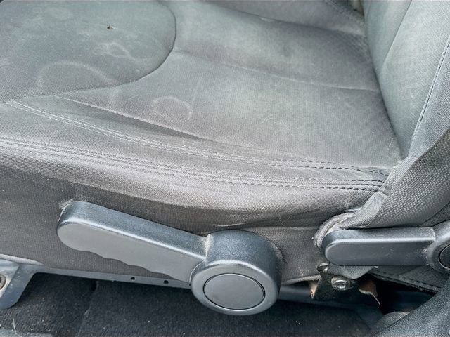 Used 2018 Jeep Wrangler Unlimited Sport w/ Connectivity Group image 15