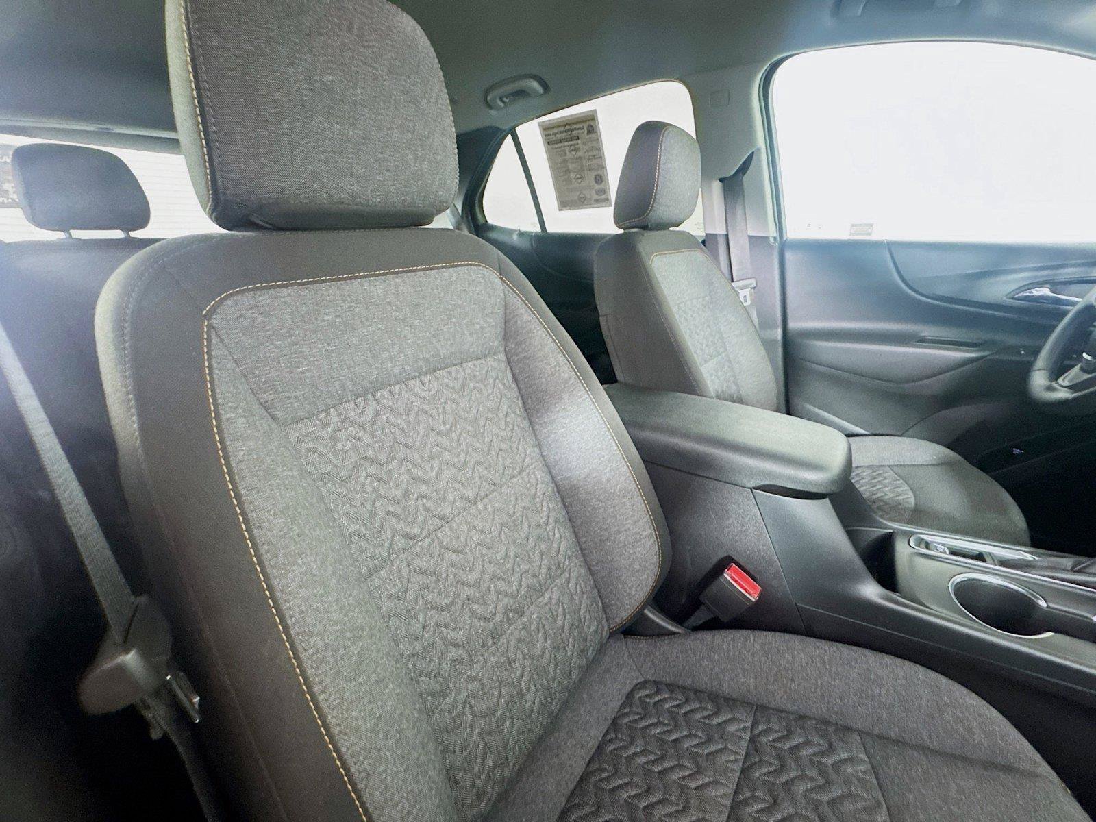 Used 2024 Chevrolet Equinox LT AWD/4WD image 26